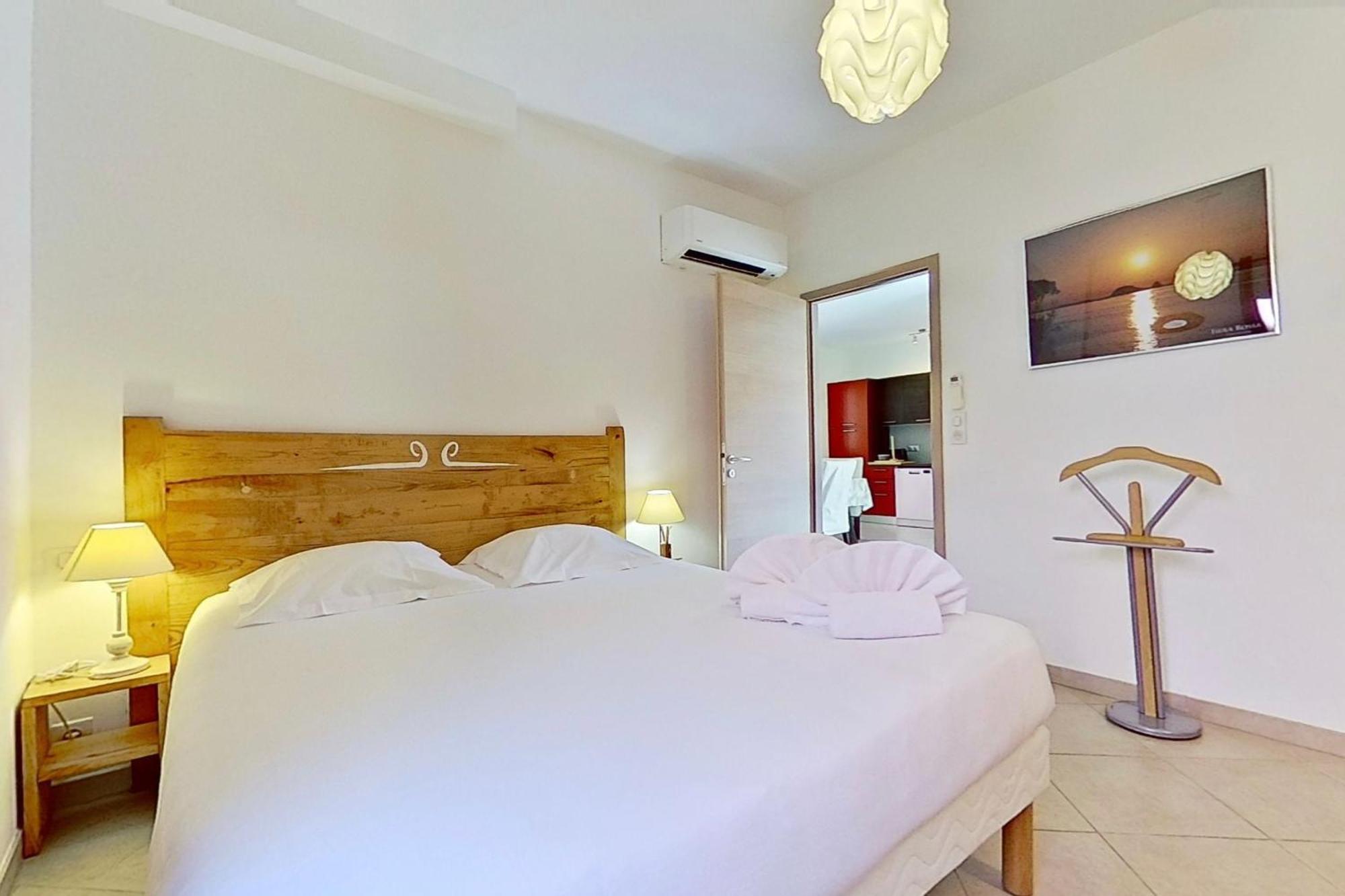 Villas Cala Corsa - 3 Et 4 Chambres - Cala Rossa Porto-Vecchio - Villas Entierement Climatisees Avec Piscine Chauffee Partagee Et Piscines Privees - Internet Gratuit Exterior foto