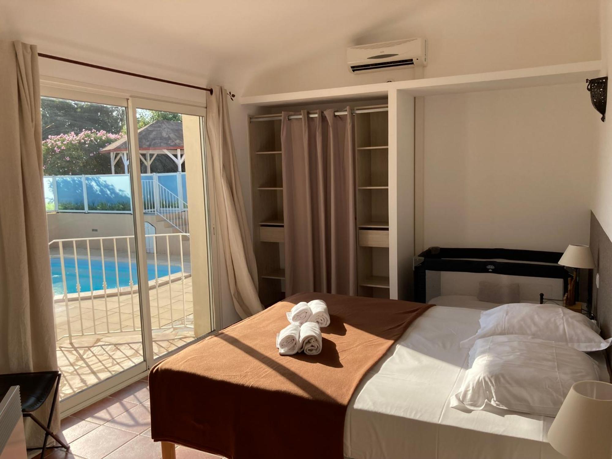 Villas Cala Corsa - 3 Et 4 Chambres - Cala Rossa Porto-Vecchio - Villas Entierement Climatisees Avec Piscine Chauffee Partagee Et Piscines Privees - Internet Gratuit Exterior foto