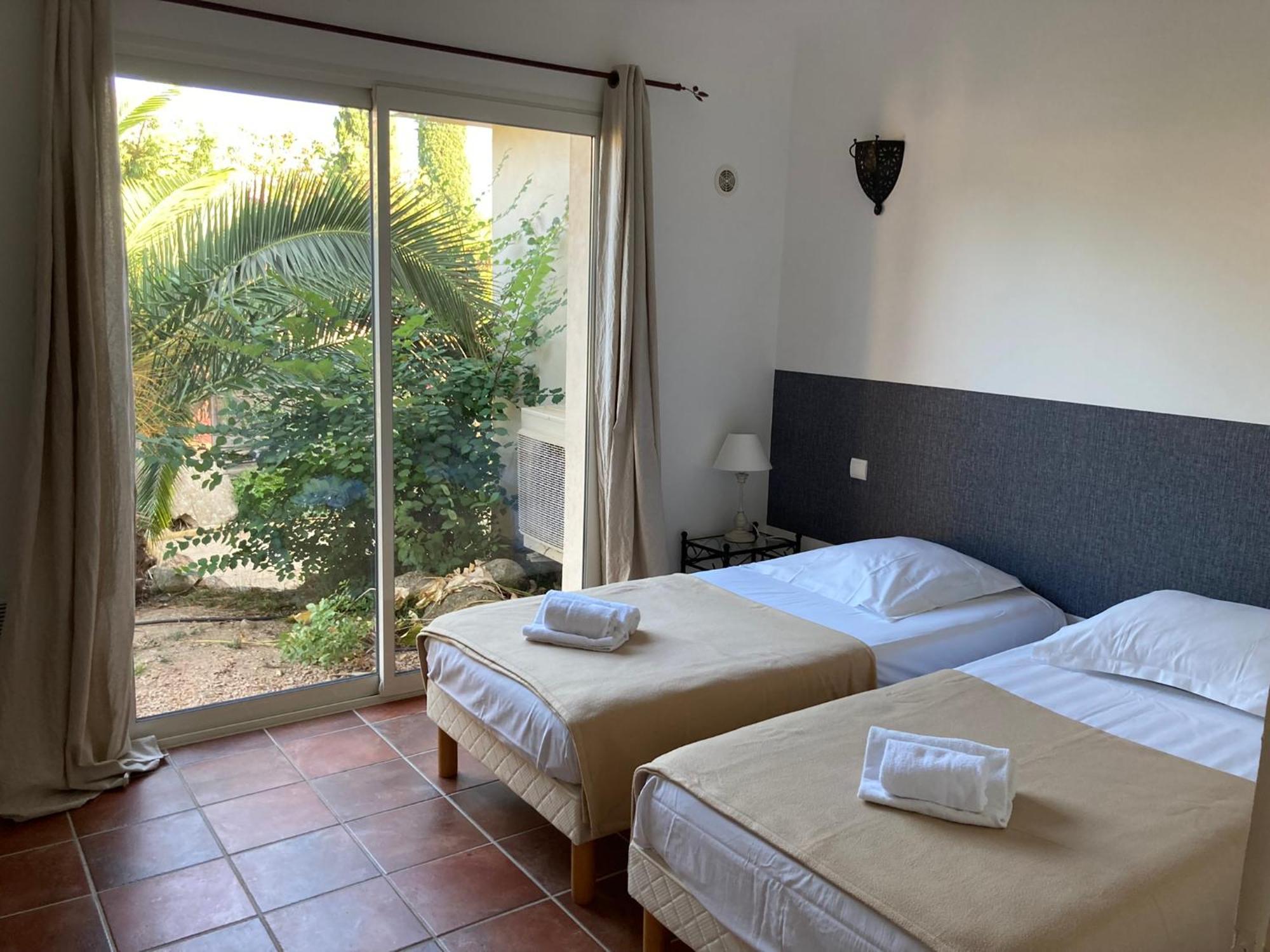 Villas Cala Corsa - 3 Et 4 Chambres - Cala Rossa Porto-Vecchio - Villas Entierement Climatisees Avec Piscine Chauffee Partagee Et Piscines Privees - Internet Gratuit Exterior foto
